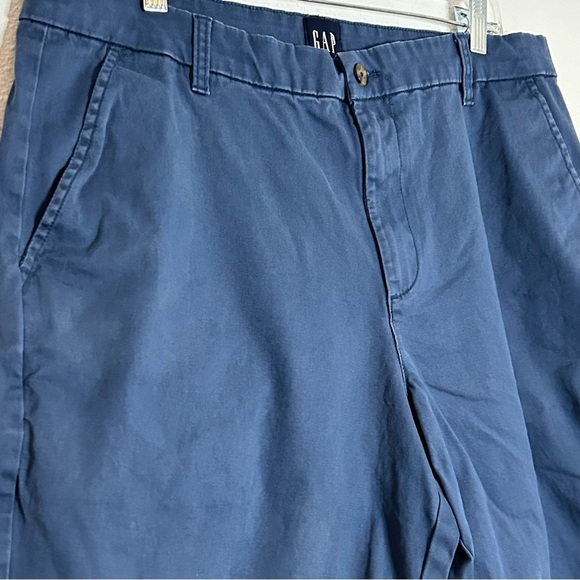 GAP Men's Blue Shorts Size 36 - Picture 2 of 6